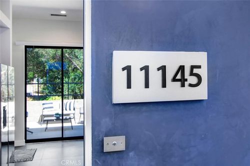 11145 Strathern St, Sun Valley, CA, 91352-3947 | Card Image