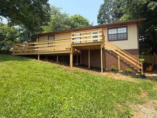 525 Freeman Ave, Newport, TN, 37821-3840 | Card Image