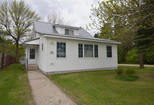 35 Evergreen St Sw, Esmond, ND, 58332-7706 | Card Image