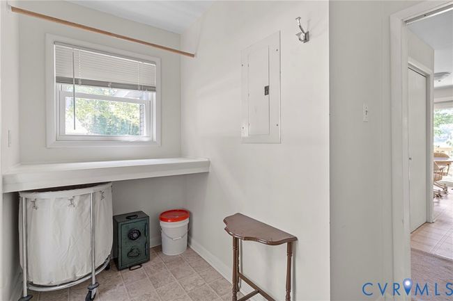 Space to fold/hang clothes in the laundry room | Image 16