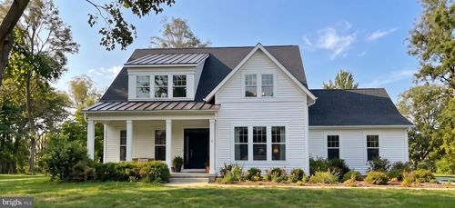 3 N Locust St, ROUND HILL, VA, 20141-2481 | Card Image