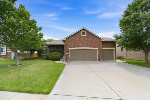 1206 N High Park Dr, Derby, KS, 67037-7970 | Card Image