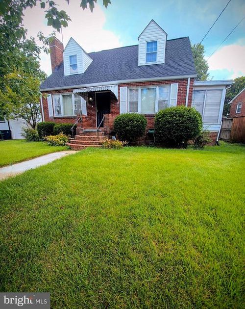 6605 Hansford St, DISTRICT HEIGHTS, MD, 20747-2813 | Card Image