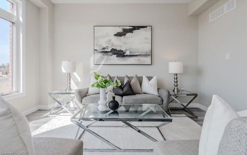 66 Ayr Meadows Cres, Ayr, ON, N0B1E0 | Card Image