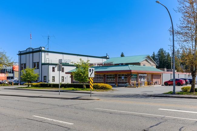 310 - 12409 Harris Rd, Condo with 2 bedrooms, 1 bathrooms and 1 parking in Pitt Meadows BC | Image 26