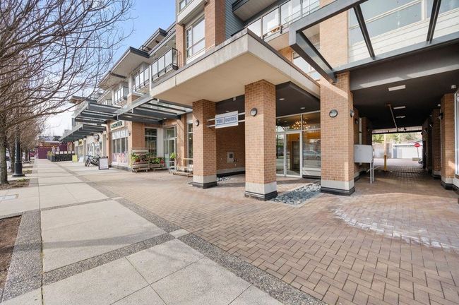 206 - 1330 Marine Drive, Condo with 2 bedrooms, 2 bathrooms and 1 parking in North Vancouver BC | Image 26