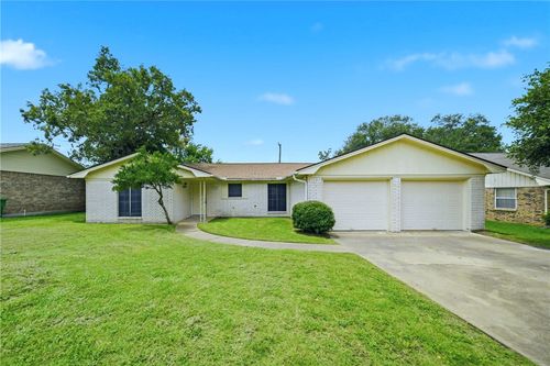 2304 Devonshire Street, Bryan, TX, 77802 | Card Image