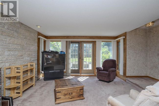205 Demchuk Rd, Home with 3 bedrooms, 3 bathrooms and null parking in Thunder Bay ON | Image 24