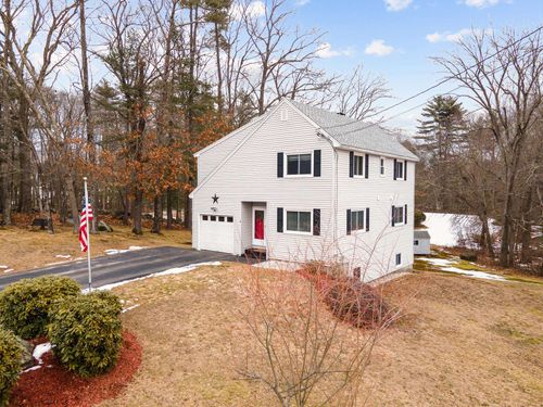 4 Mcquade Brook Rd, Bedford, NH, 03110-5017 | Card Image