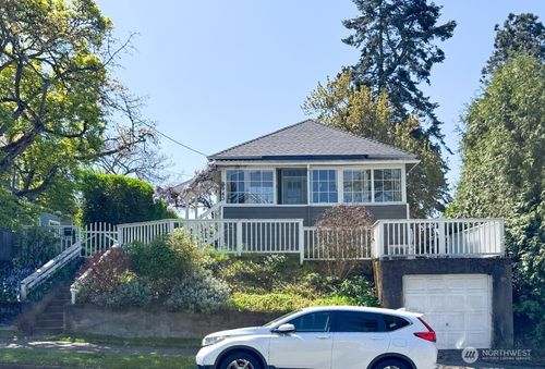 3943 S Orcas Street, Seattle, WA, 98118 | Card Image