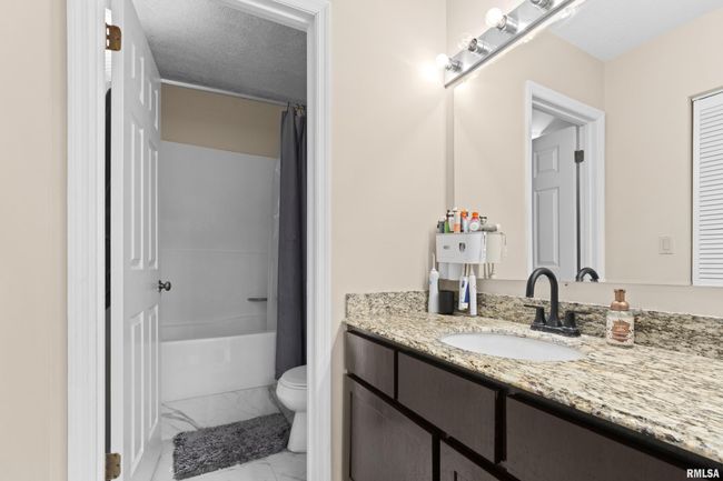 W5W - 125 Sw Jefferson Ave, Condo with 2 bedrooms, 2 bathrooms and null parking in Peoria IL | Image 25