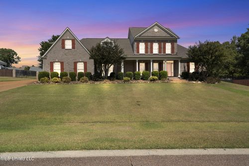 2830 Manning Cir S, Nesbit, MS, 38651-9404 | Card Image
