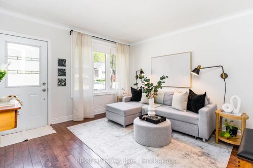 69 Jasper Ave, York, ON, M6N2N2 | Card Image