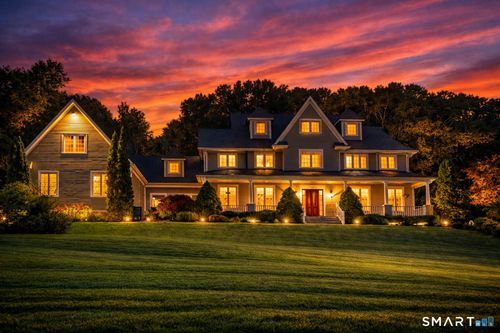 2 Longwood Dr, Redding, CT, 06896-1400 | Card Image