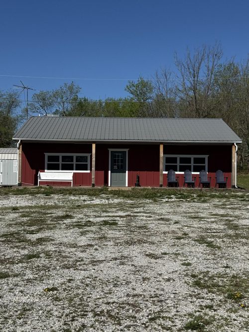 215 S Washington Ave, Walnut Grove, MO, 65770-2691 | Card Image