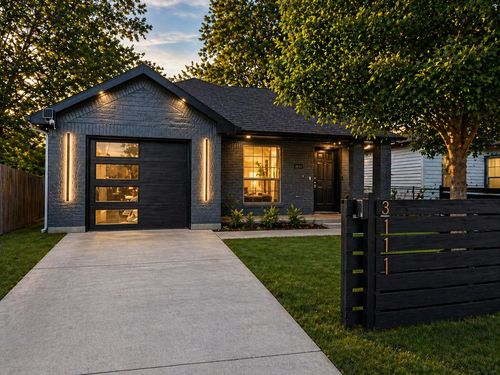 3111 Rutz St, Dallas, TX, 75212-3900 | Card Image