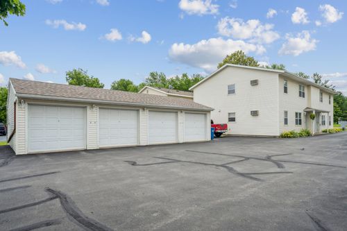 2227 3rd St Sw, Rochester, MN, 55902-4104 | Card Image