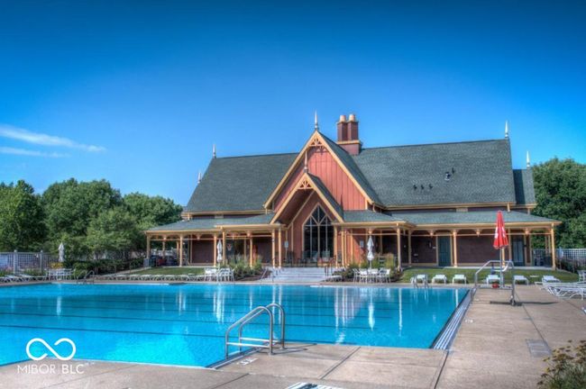 Provost Pool - one of 3 in the Village | Image 15