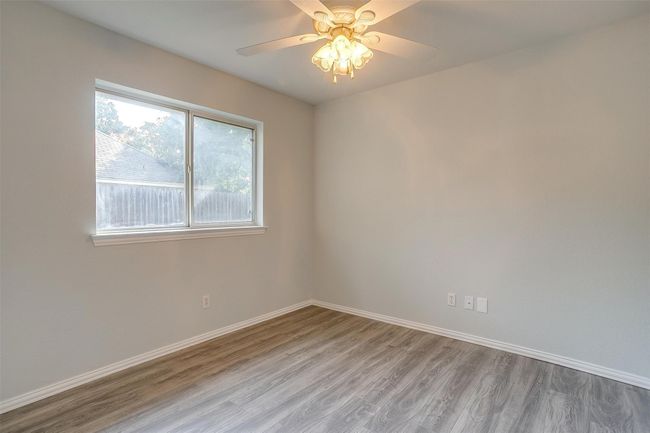 692 High Crest Dr, House other with 3 bedrooms, 2 bathrooms and null parking in Azle TX | Image 30