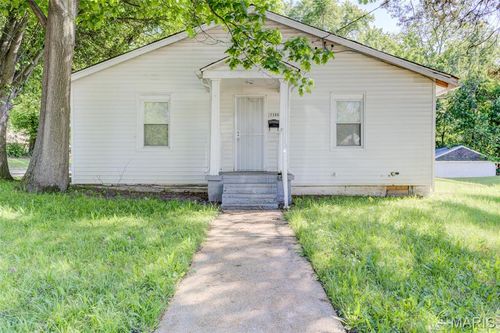7200 Jenwood Ave, Saint Louis, MO, 63136-1216 | Card Image