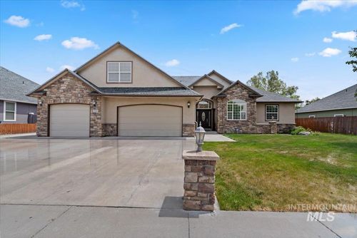 2164 Onati Ave, Mountain Home, ID, 83647-3741 | Card Image