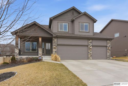 18814 Briar St, Omaha, NE, 68136-1626 | Card Image