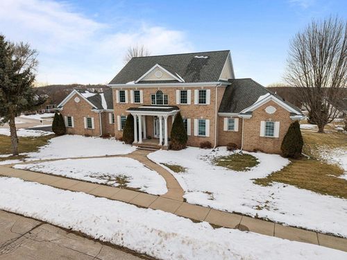 632 Cambridge Drive, Ripon, WI, 54971 | Card Image