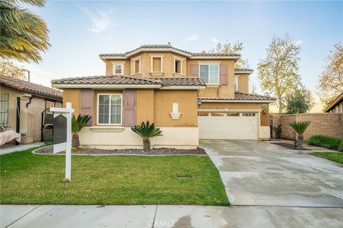 10972 White Oak Ln, Fontana, CA, 92337-6889 | Card Image