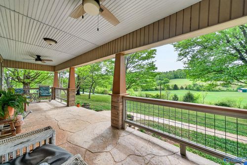 7400 Franks Ferry Rd, Walling, TN, 38587-5072 | Card Image