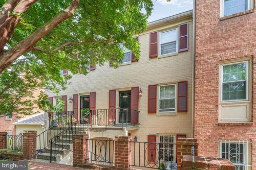 apt-d-1618 Belmont St Nw, WASHINGTON, DC, 20009-6554 | Card Image