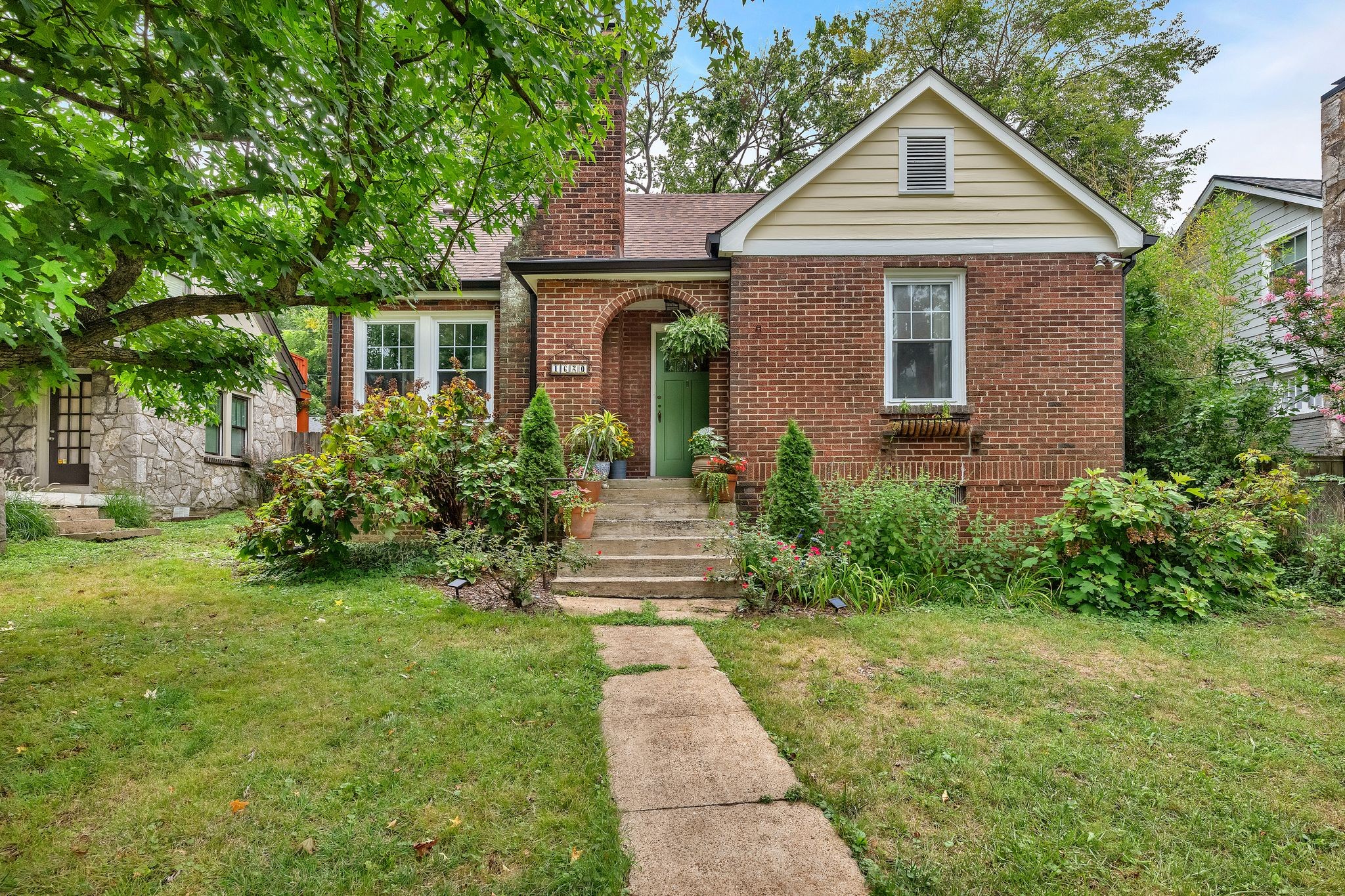 Gartland Ave, Nashville, TN 37206