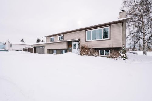 6929 96 St, Grande Prairie, AB, T8V5T2 | Card Image