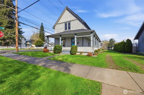 421 W Meeker, Puyallup, WA, 98371 | Card Image