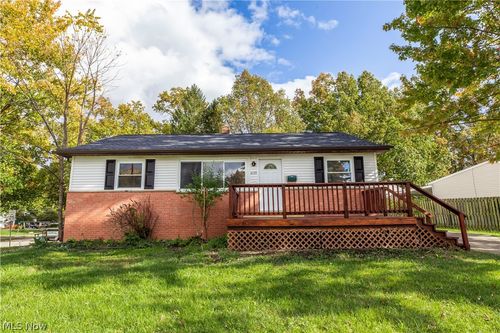 4155 Burton Dr, Stow, OH, 44224-3541 | Card Image