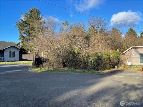 120 Aquila Ct Sw, Ocean Shores, WA, 98569-8601 | Card Image