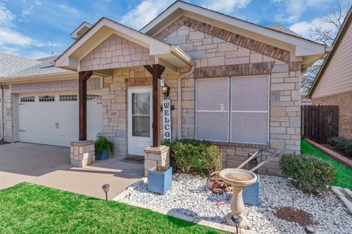 2224 Cobblestone Ct, Granbury, TX, 76049-7600 | Card Image