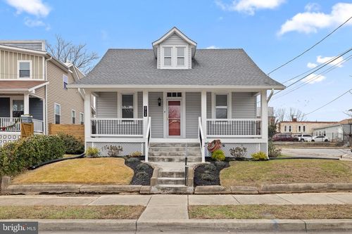 3724 35th St, MOUNT RAINIER, MD, 20712-2103 | Card Image