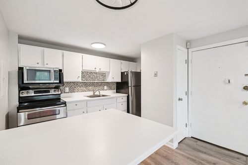 22-770 Cummins Hwy, Boston, MA, 02126 | Card Image