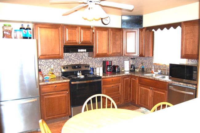 Kitchen from DR | Image 7
