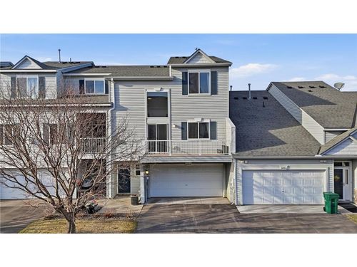 3762 Abercrombie Ln, Stillwater, MN, 55082-4199 | Card Image