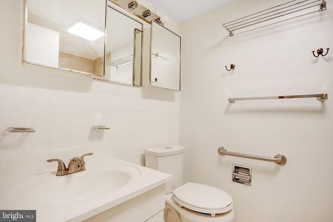 42 G St Sw, Townhouse with 2 bedrooms, 3 bathrooms and null parking in WASHINGTON DC | Image 35