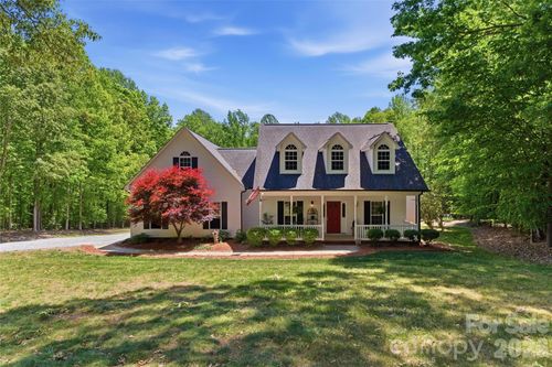 3503 Waxhaw Indian Trail Rd S, Waxhaw, NC, 28173-7788 | Card Image