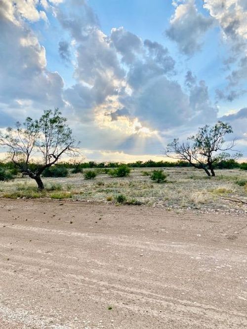39-6886 Eugene Trl, San Angelo, TX, 76904 | Card Image