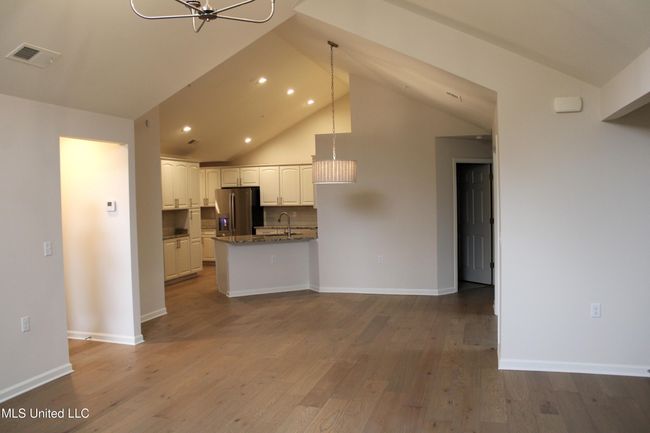 Great Room and Dining Area | Image 7