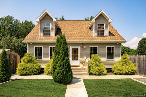 505 Route 9d, Beacon, NY, 12508-4073 | Card Image