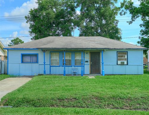 3214 Stallings Dr, Houston, TX, 77088-3140 | Card Image
