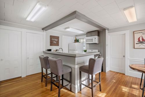 21A Portsmouth Ave, Exeter, NH, 03833 | Card Image