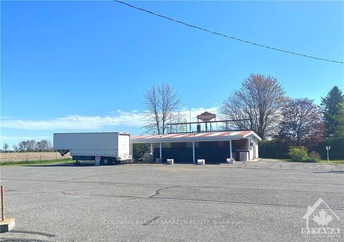 {{alt}} | Card Image