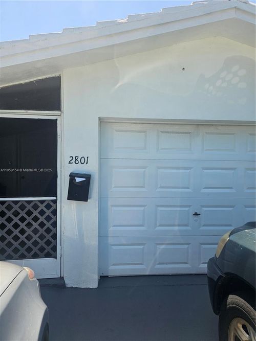 2801 Ne 1st Ave, Pompano Beach, FL, 33064-3653 | Card Image