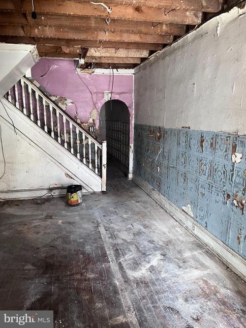 1608 Clifton Ave, BALTIMORE, MD, 21217-1806 | Card Image